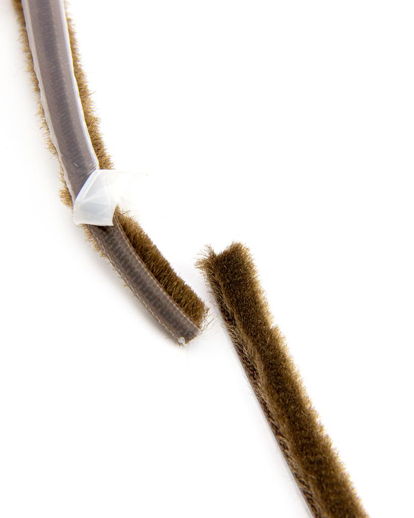 Шлегель светло-коричневый самоклеящийся 6х7 мм, Sezam